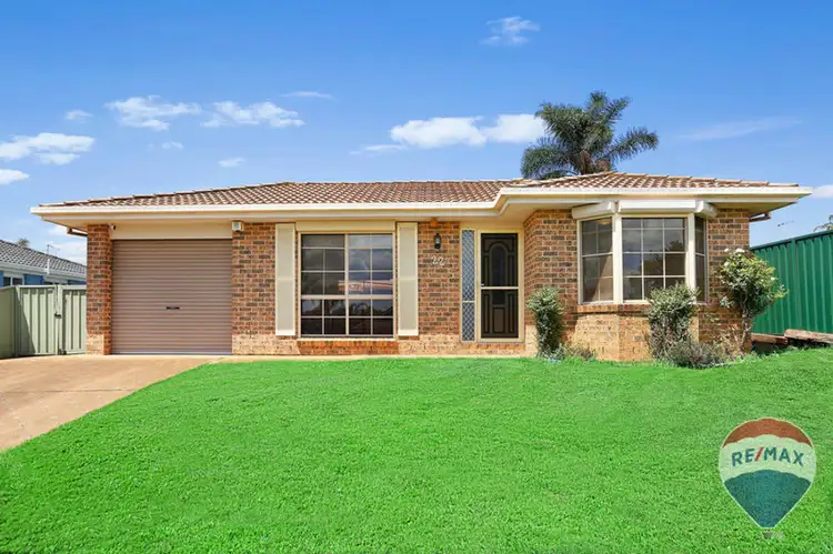 22 SANDPIPER CRESCENT, Claremont Meadows NSW 2747