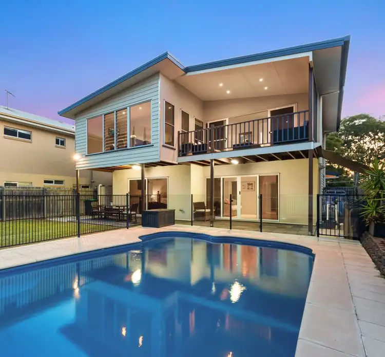 187 Brighton Road, Sandgate QLD 4017