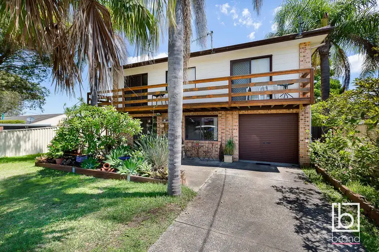 18 Balmoral Drive, Gorokan NSW 2263