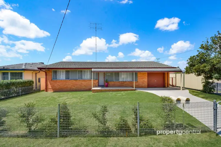 30 Racecourse Road, South Penrith NSW 2750