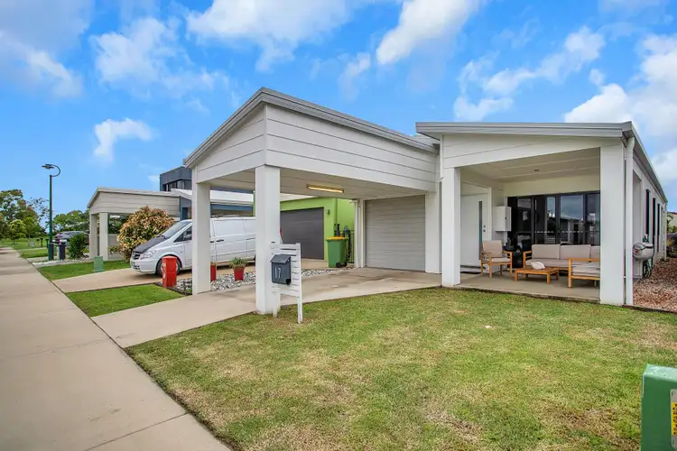 17 Maranark Ave, Mount Pleasant QLD 4740