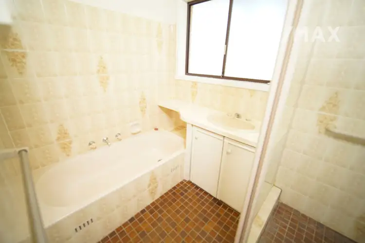 Sixth view of Homely house listing, 76 Balmoral Crescent, Lake Albert NSW 2650