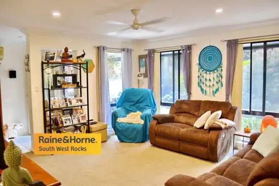 Fifth view of Homely house listing, 8 Dilberang Close, South West Rocks NSW 2431
