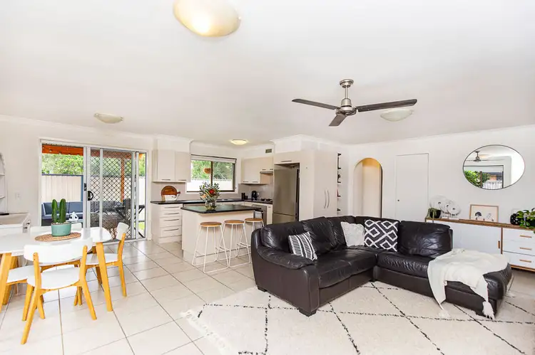 2/6 Shearwater Parade, Tweed Heads NSW 2485