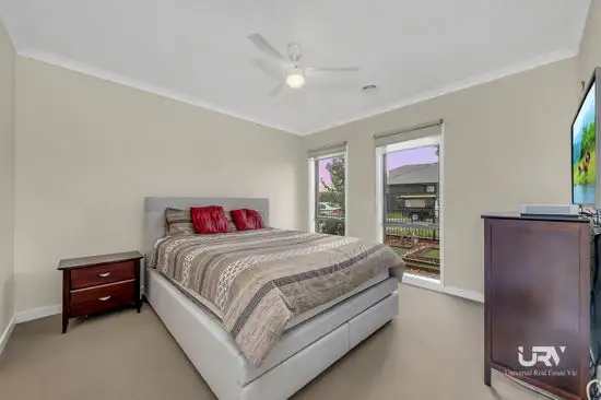 Second view of Homely house listing, 18 Evergreen Crescent, Craigieburn VIC 3064