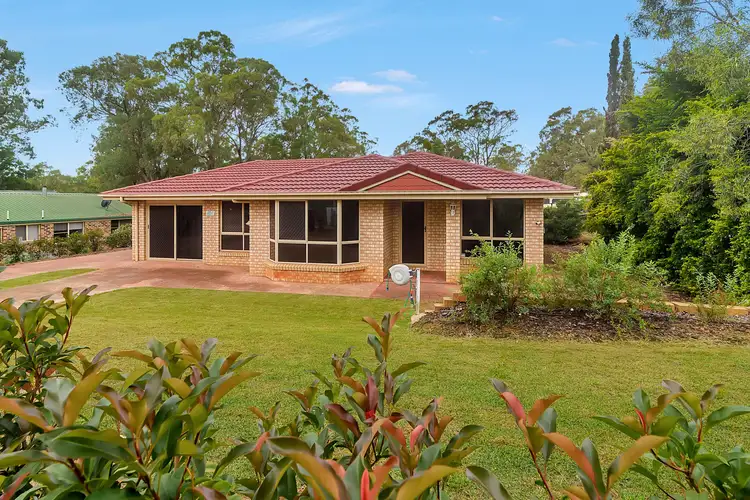 17 Highland Park Road, Meringandan West QLD 4352