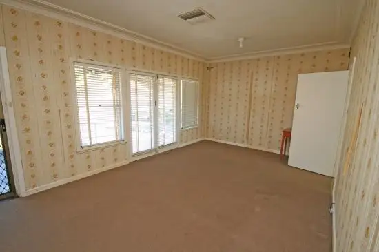 Sixth view of Homely house listing, 124 Crown Street, Tamworth NSW 2340