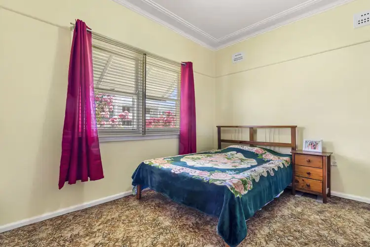 Fifth view of Homely house listing, 105 Pendle Way, Pendle Hill NSW 2145