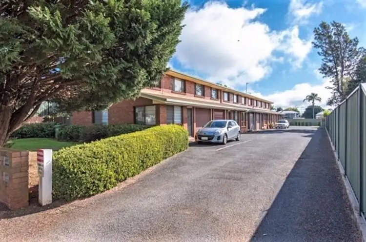6/15 Edith Street, Newtown QLD 4350