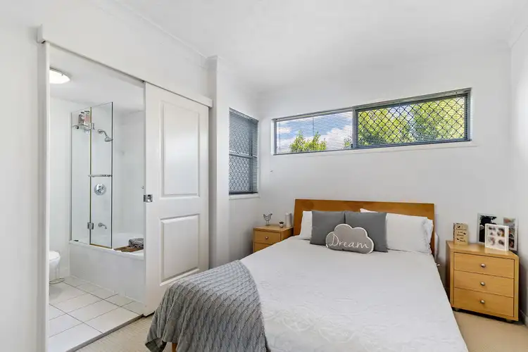 Third view of Homely unit listing, 19/9 Murray Street, Clontarf QLD 4019