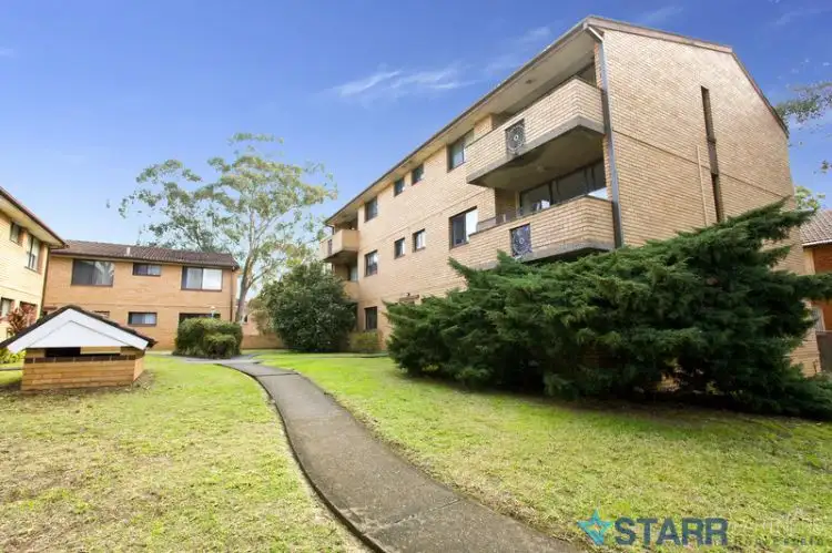 17/28-32 Treves Street, Merrylands NSW 2160