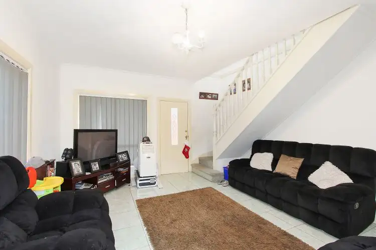 Sixth view of Homely townhouse listing, 3/120-122 Kildare Road, Blacktown NSW 2148