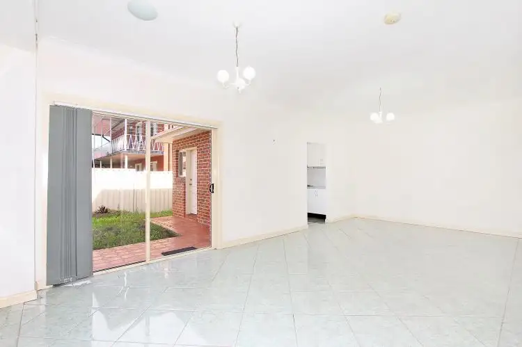Fourth view of Homely townhouse listing, 2/120-122 Kildare Road, Blacktown NSW 2148
