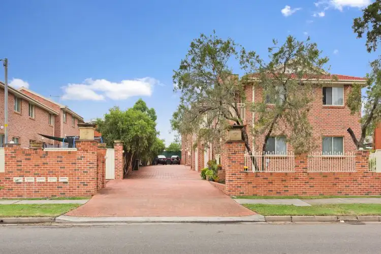 1-8/120-122 Kildare Road, Blacktown NSW 2148