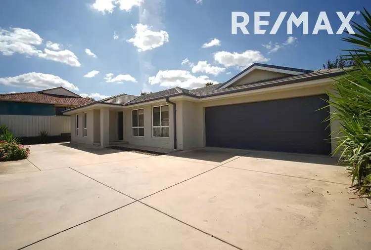 2/25 Dove Street, Mount Austin NSW 2650