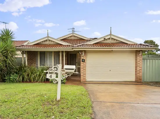 4 Adrian Street, Glenwood NSW 2768