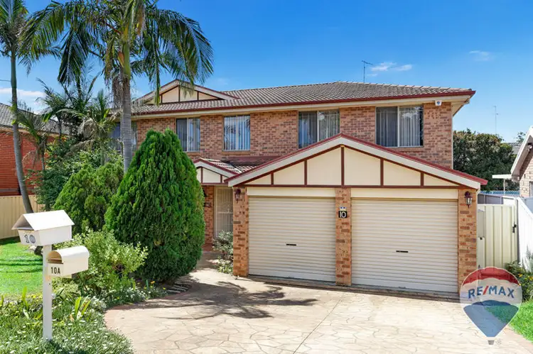 10 FLORIBUNDA AVENUE, Glenmore Park NSW 2745
