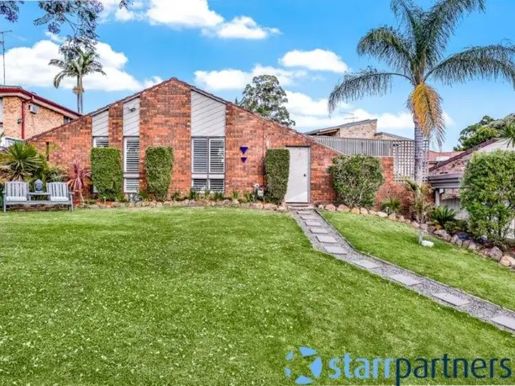 13 Bimbadeen Ave, Bradbury NSW 2560