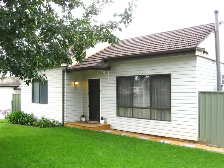 208 Jamison Road, Penrith NSW 2750