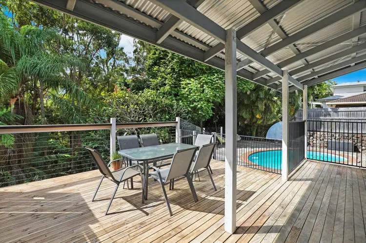 19 Spring Myrtle Avenue, Nambour QLD 4560