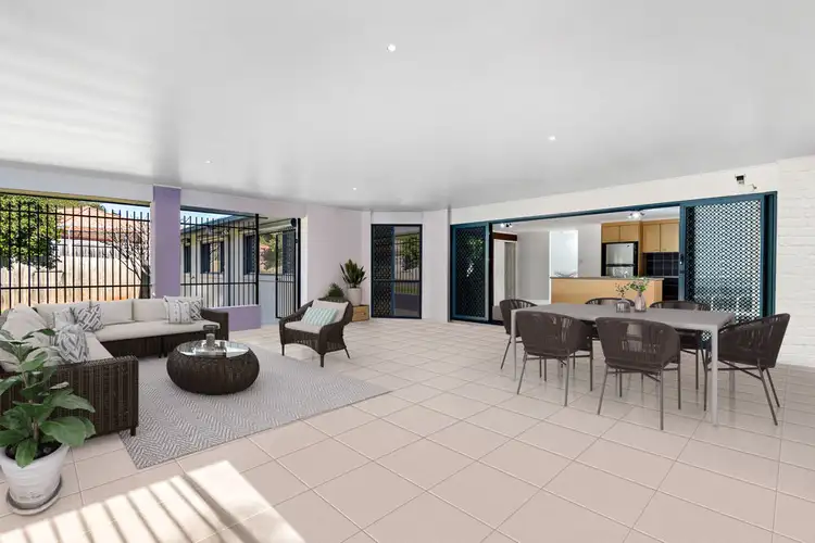 19 Horizon Place, Redland Bay QLD 4165