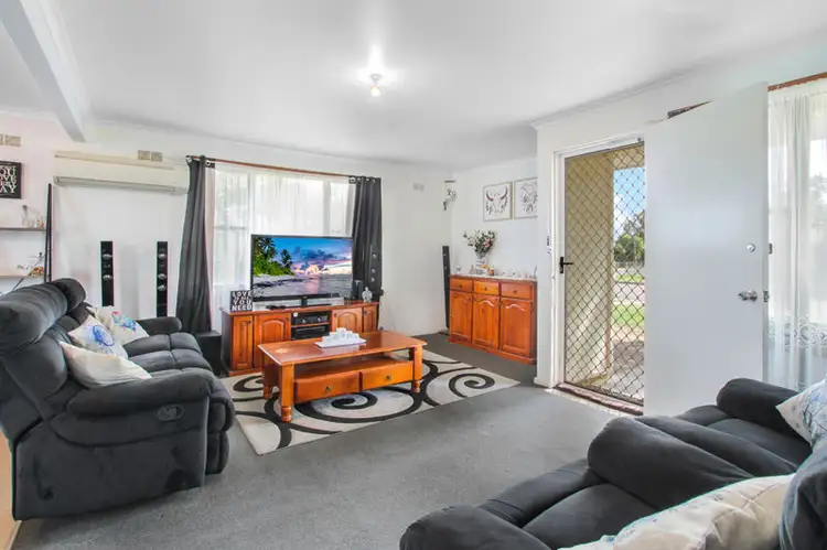 Second view of Homely house listing, 4 Sue Crescent, Tamworth NSW 2340