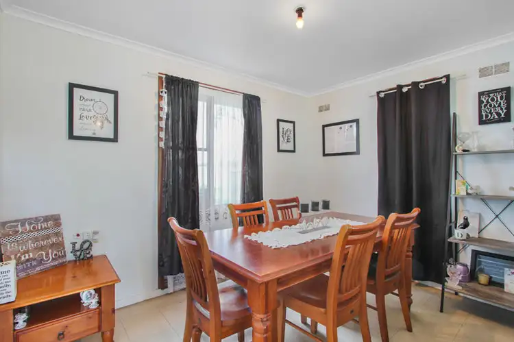 Fifth view of Homely house listing, 4 Sue Crescent, Tamworth NSW 2340