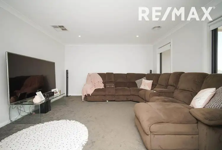 Second view of Homely house listing, 10 Mugga Street, Gobbagombalin NSW 2650