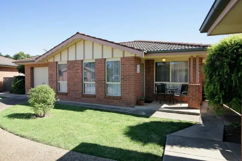 Main view of Homely unit listing, 3/5 Chambers Place, Central, Wagga Wagga NSW 2650