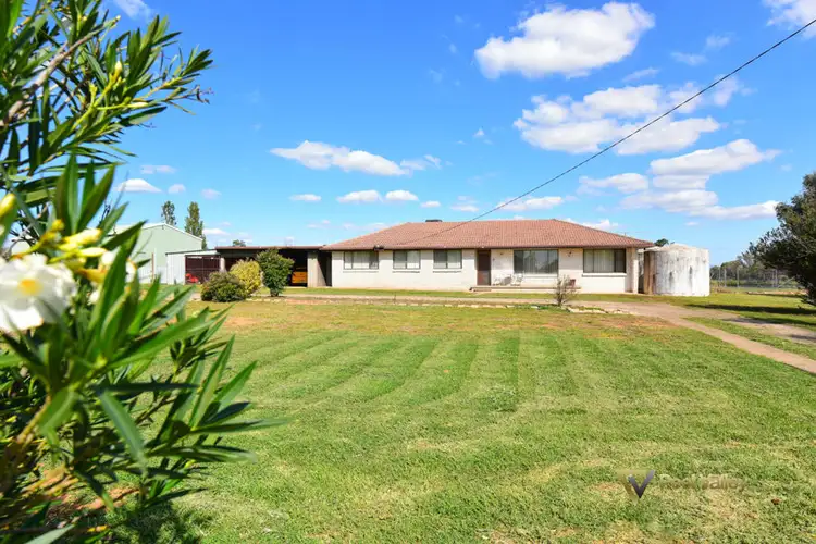 100 Warrah Road, Tamworth NSW 2340