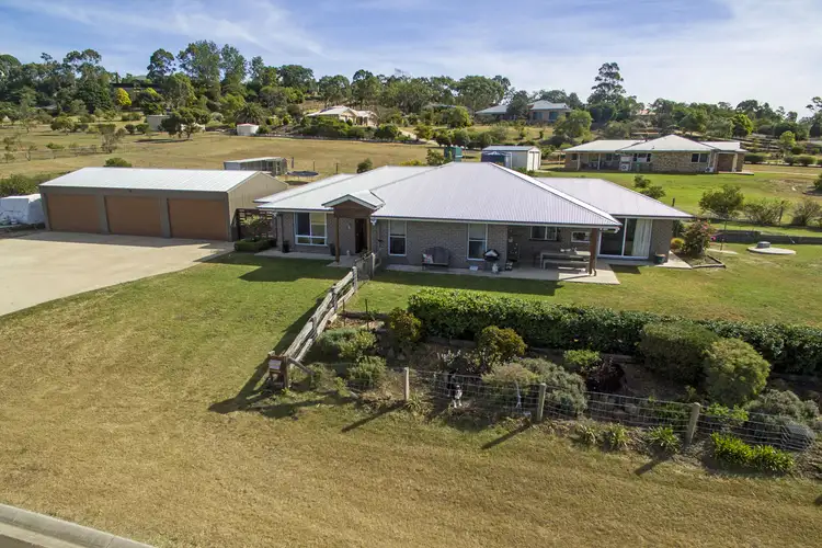 7 Roderick Drive, Cotswold Hills QLD 4350