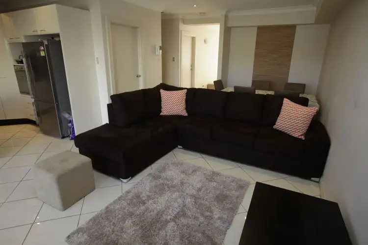 Second view of Homely house listing, 9/6 Hambledon Rd, Quakers Hill NSW 2763