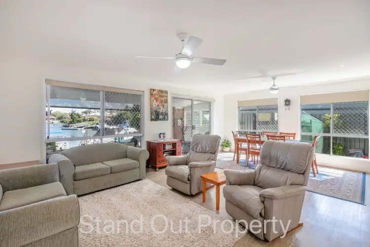 Sixth view of Homely house listing, 2/19 Headsail Drive, Banksia Beach QLD 4507
