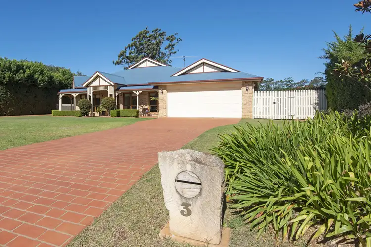 3 Bronwyn Court, Highfields QLD 4352