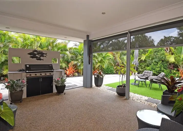 6 Seahaven Circuit, Pialba QLD 4655