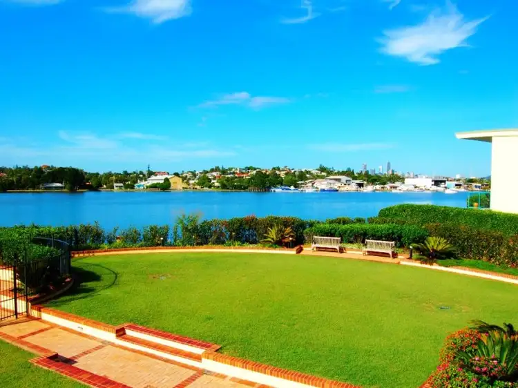4/Lancaster Harbour Road, Hamilton QLD 4007