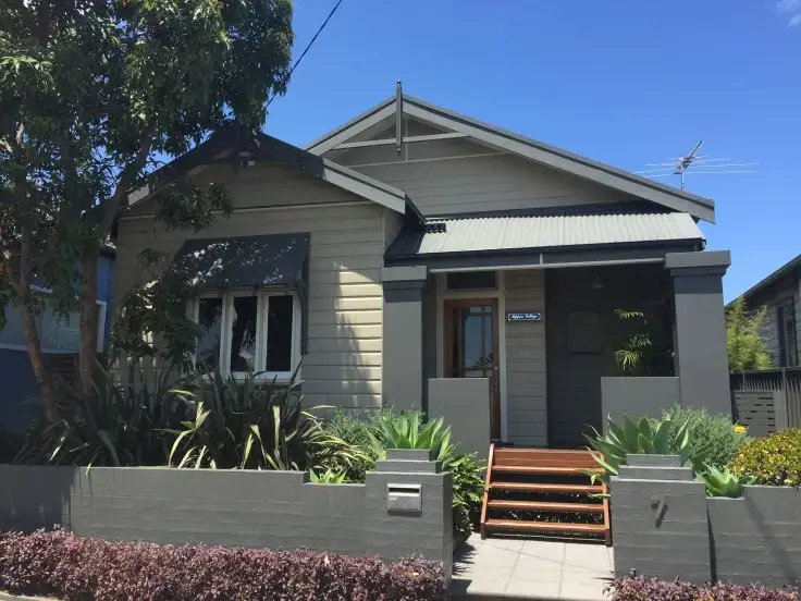7 Tarin Street, Mayfield NSW 2304