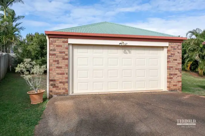 Second view of Homely house listing, 3 Horizon Place, Redland Bay QLD 4165