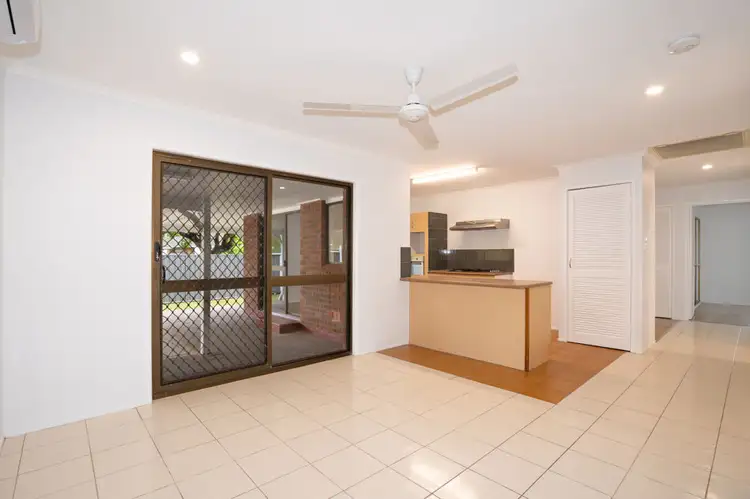 Sixth view of Homely house listing, 2 Hellmuth Street, Whitfield QLD 4870