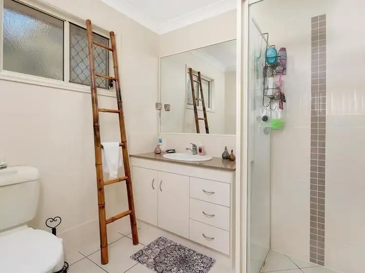 Fifth view of Homely house listing, 11 HEATHWOOD PLACE, Collingwood Park QLD 4301