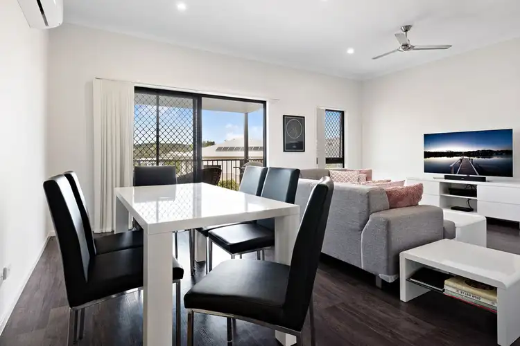 Sixth view of Homely house listing, 2/10 Oreilly Crescent, Springfield Lakes QLD 4300