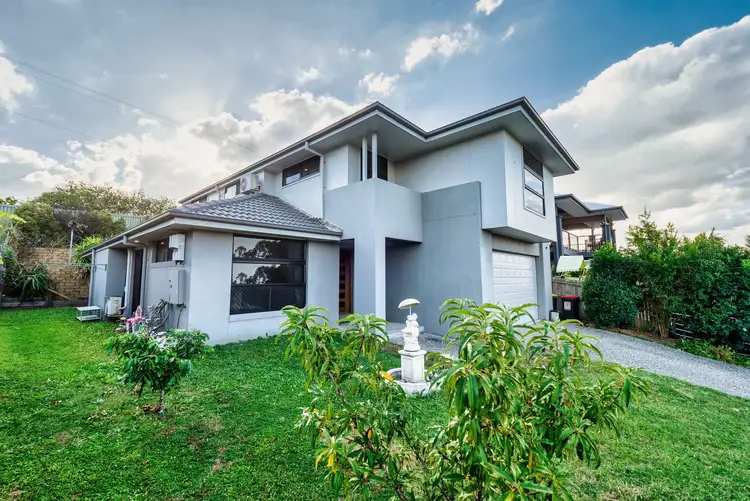 Second view of Homely house listing, 3 Sevenhill Place, Doolandella QLD 4077