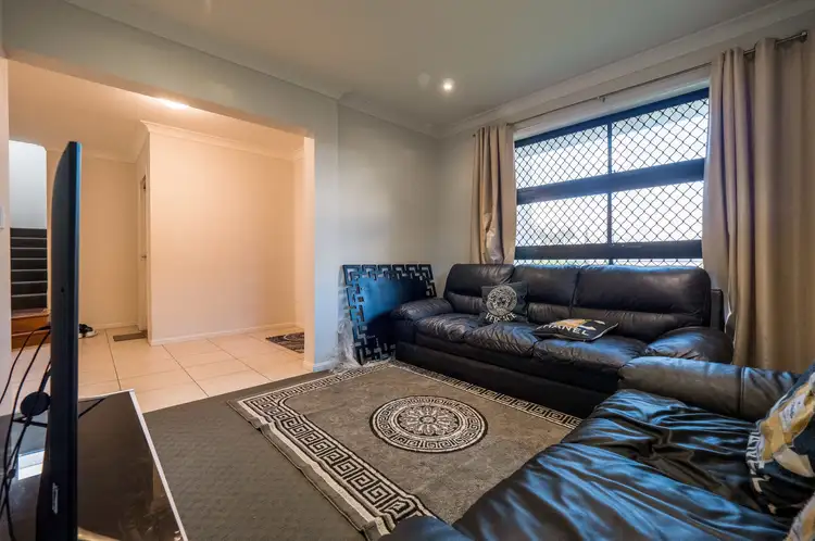 Fifth view of Homely house listing, 3 Sevenhill Place, Doolandella QLD 4077