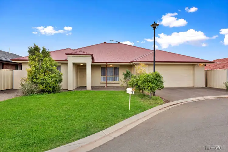 8 Greenlea Court, Munno Para West SA 5115