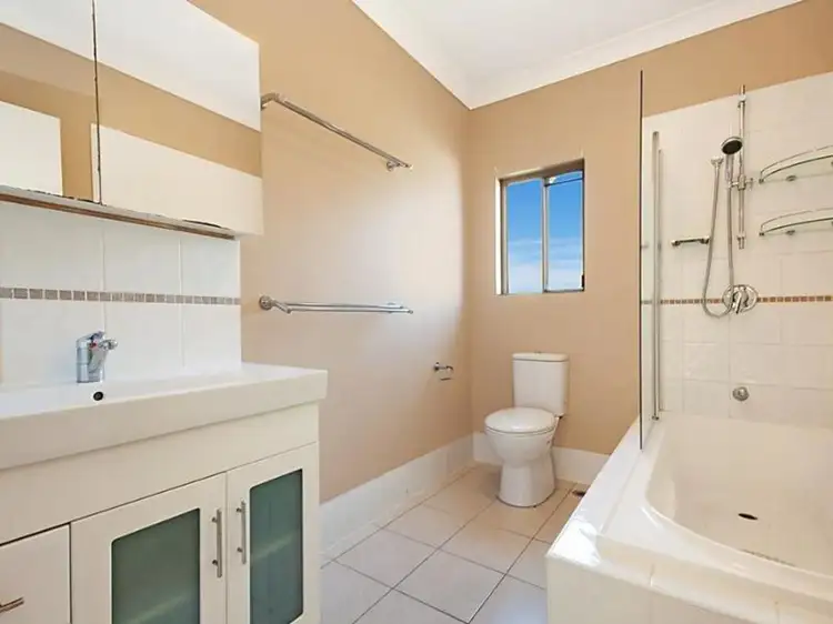Seventh view of Homely unit listing, 2/3 Miles Street, Manoora QLD 4870
