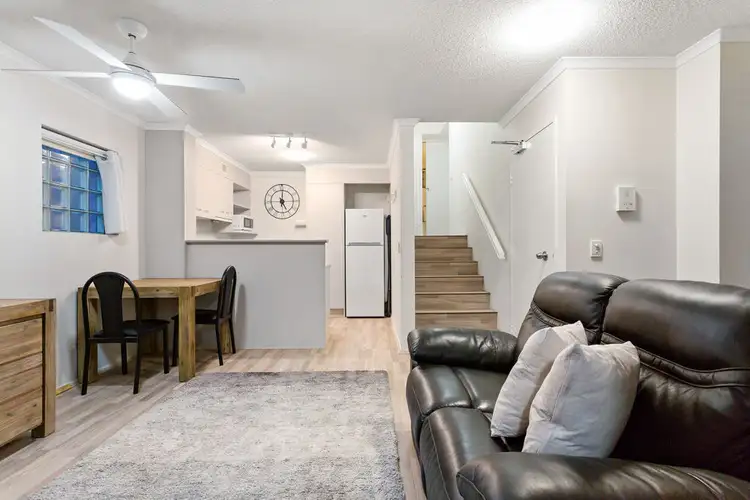 Third view of Homely apartment listing, 6/101 Bowen street, Spring Hill QLD 4000