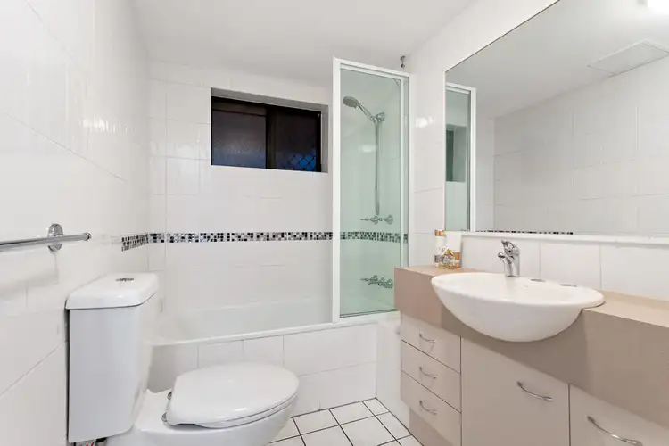 Sixth view of Homely apartment listing, 6/101 Bowen street, Spring Hill QLD 4000