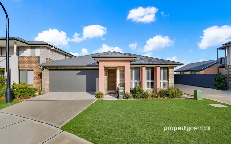 45 Barrow Circuit, Jordan Springs NSW 2747