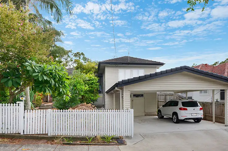 34 Walker Street, Coorparoo QLD 4151