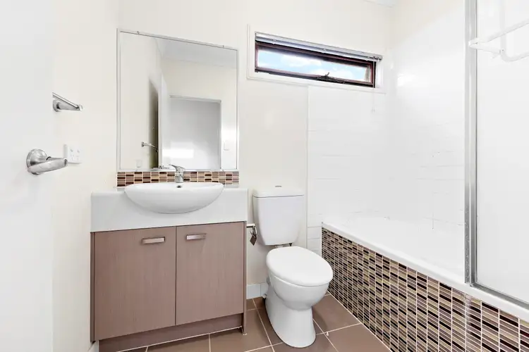 Fourth view of Homely townhouse listing, 2/111 Thynne Road, Morningside QLD 4170